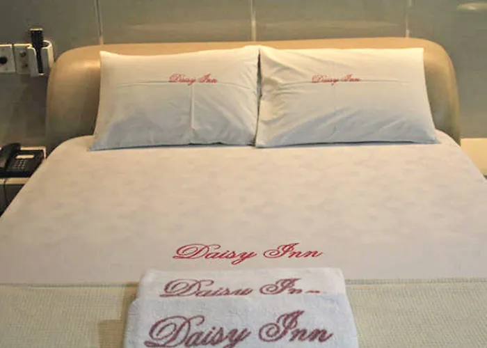 Daisy 2* Manila